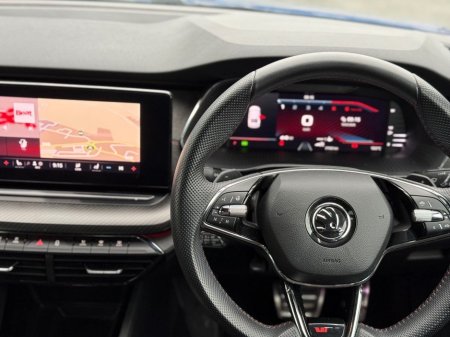 2024 Skoda Octavia OCTAVIA RS 2.0TDI 200HP DSG €44,950 thumbnail