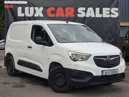 2021 Opel Combo  €10,950