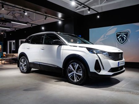 2022 Peugeot 3008 - thumbnail 1