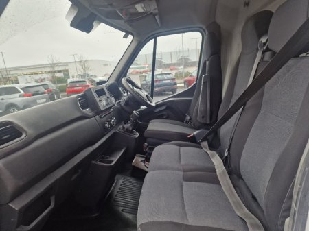 2020 Renault Master FWD LM35 DCI 135 Business+ E6 €14,950 thumbnail