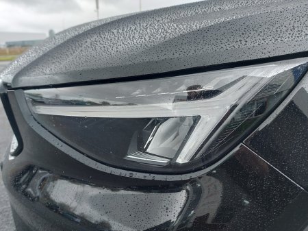 2026 Volvo XC40 - thumbnail 11