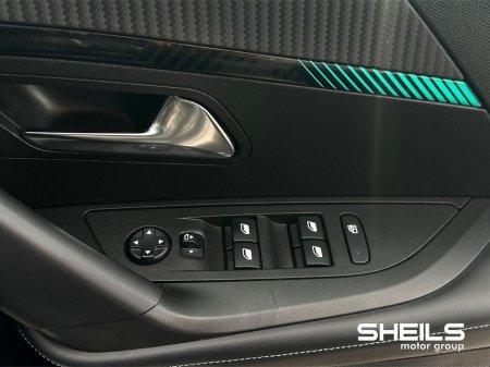 2022 Peugeot 2008 1.2 Petrol Allure 100BHP €23,450 thumbnail