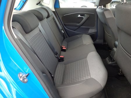 2015 Volkswagen Polo - thumbnail 6
