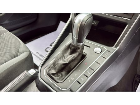 2019 Volkswagen Polo HIGHLINE 1.0TSI *15,000KMS* AUTO / HUGE SPEC €17,900 thumbnail