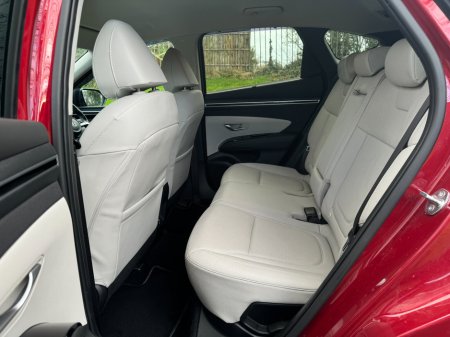 2024 Hyundai Tucson 2WD Executive Plus w 2 Tone Roof €38,950 thumbnail