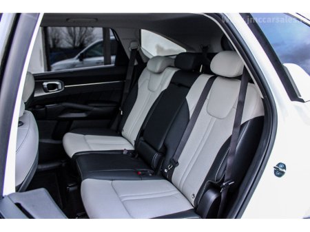 2024 Kia Sorento 2.2 K3 4X2 Diesel 7 seats €53,995 thumbnail