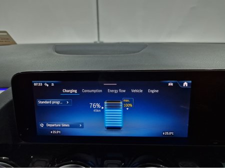 2023 Mercedes-Benz GLA Class 250E AMG LINE PREMIUM (PLUG IN HYBRID) AUTOMATIC **ONE OWNER / APPLE CARPLAY & ANDROID AUTO / BLIND SPOT ASSIST / HEATED FRONT SEATS / SAT NAV / REVERSE CAMERA / WIRELESS PHONE CHARGING** €40,900 thumbnail