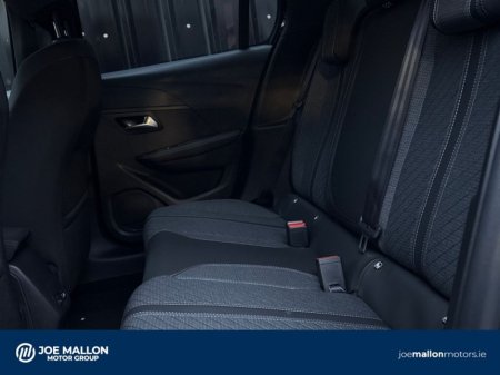 2026 Peugeot 208 - thumbnail 10