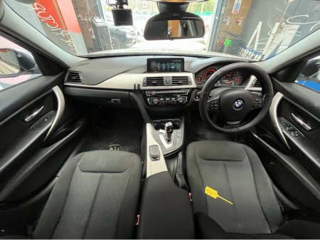 2017 BMW 3 Series - thumbnail 17