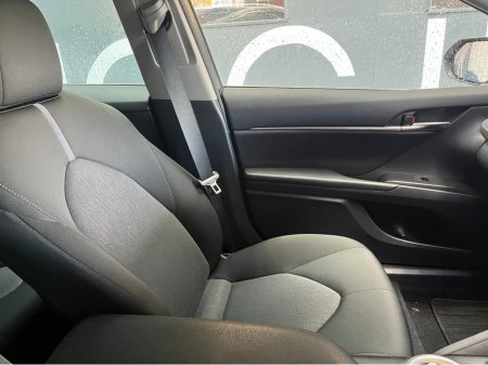 2021 Toyota Camry 2021 TOYOTA CAMRY 2.5L HYBRID / 98K KMS / ADAPTIVE CRUISE CONTROL, REVERSE CAMERA & MORE €28,950 thumbnail