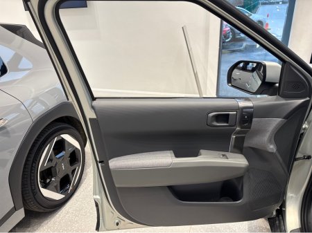 2026 Kia EV3 EARTH 3 LONG RANGE 2026 thumbnail