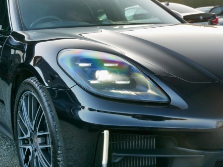 2024 Porsche Panamera - thumbnail 8