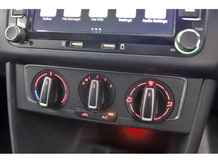 2016 Volkswagen Polo 1.2 TSI DSG 90BHP TRENDTLINE*ANDROID* REVERSE CAM*ALLOYS*PRIVACY GLASS €14,490 thumbnail