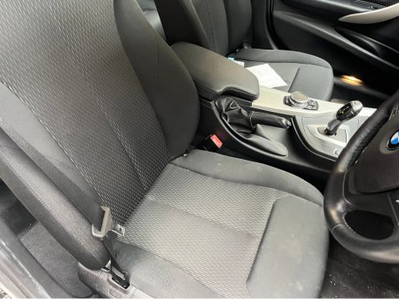 2015 BMW 1 Series - thumbnail 9