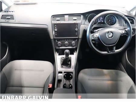 2017 Volkswagen Golf - thumbnail 4