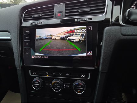 2019 Volkswagen Golf 1.4 TSI HIGHLINE VIRTUAL CLOCKS SAT NAV PACK - -REVERSE CAMERA - NAVIGATION - CARPLAY - ANDROID AUTO- BLIND SPOT REAR TRAFFIC ASSIST - DISCOVER PRO €18,750 thumbnail