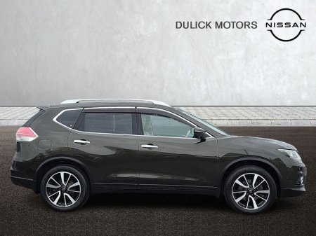 2016 Nissan X-Trail - thumbnail 3