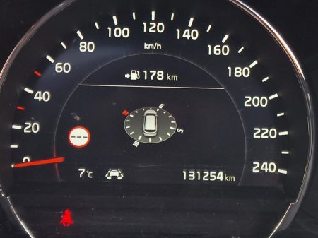 2018 Kia Sorento 2.2 CRDI K3 MODEL 4X4 LOW MILEAGE HIGH SPEC 7 SEATER €23,900 thumbnail