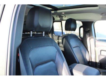 2022 Land Rover Defender - thumbnail 16