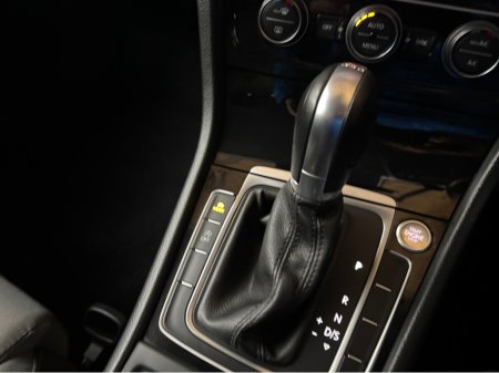 2018 Volkswagen Golf - thumbnail 14