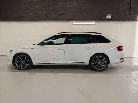 2018 Skoda Superb - view 3