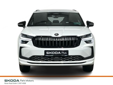 2025 Skoda Kodiaq Sportline IV 1.5TSi PHEV 204BHP - Reversing Camera - Climate Control - Sat Nav - Heated Seats - Keyless Start - Apple CarPlay/Android Auto €53,950 thumbnail