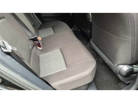 2019 Toyota C-HR 1.8 HYBRID LOW MILEAGE €19,950 thumbnail