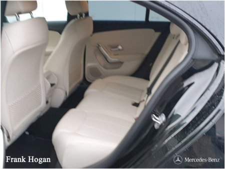 2023 Mercedes-Benz CLA Class CLA180d Coup A/T Progressive 2.0 Diesel ( IRISH CAR ONE OWNER FROM NEW ) €38,900 thumbnail