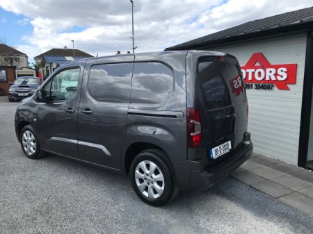 2019 Vauxhall Combo - thumbnail 15