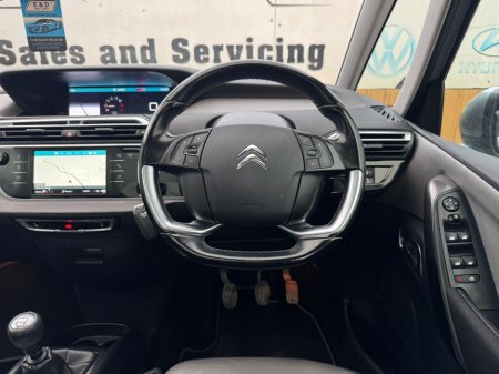 2017 Citroen Grand C4 Picasso GRAND 1.6 BLUE HDI 1 120 FLAIR 120BHP 5DR €13,800 thumbnail