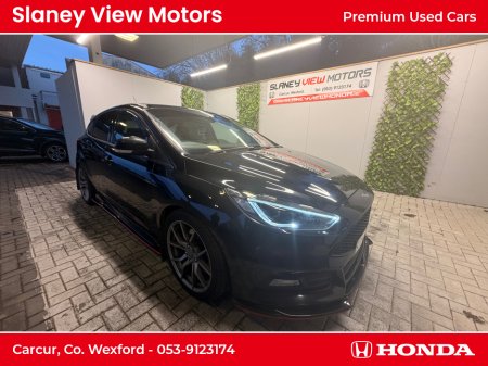 2017 Ford Focus ST2 2.0 TDCI 180PS M6 FWD 4DR €16,950 thumbnail