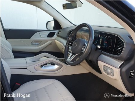 2021 Mercedes-Benz GLE Class GLE 300d 4MATIC €48,900 thumbnail