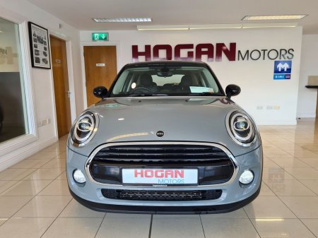 2019 MINI Cooper Classic 5dr €18,950 thumbnail