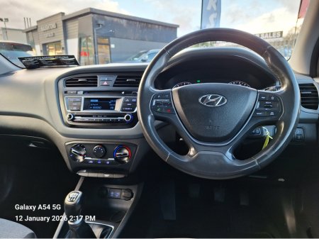 2016 Hyundai i20 1.2 Petrol DELUXE €7,450 thumbnail