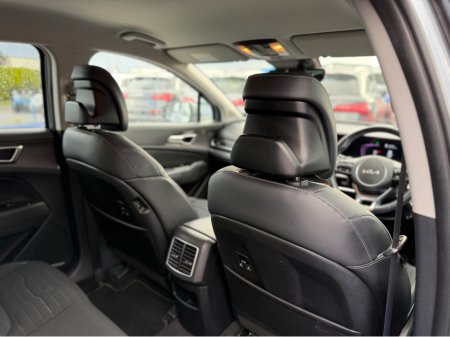 2023 Kia Sportage K3 - 1.6 DIESEL HYBRID - MANUAL - 12M WARRANTY - CAR:  1737 €29,950 thumbnail