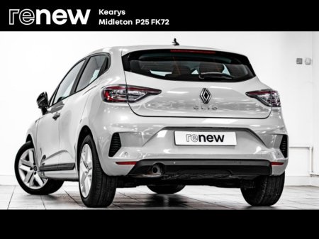 2025 Renault Clio - thumbnail 3