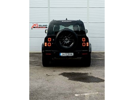 2024 Land Rover Defender - thumbnail 18
