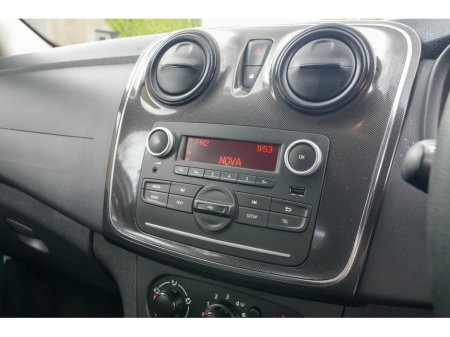 2018 Dacia Sandero - thumbnail 7