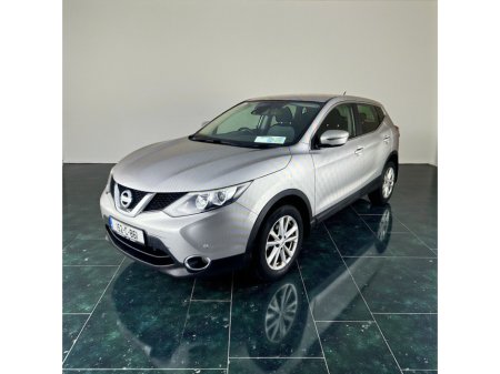 2015 Nissan Qashqai 1.5 DSL SV €7,888 thumbnail
