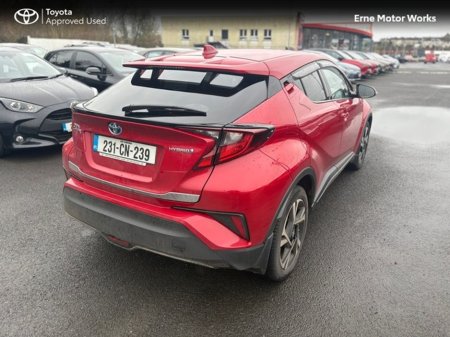 2023 Toyota C-HR C-HR HYBRID SPORT €28,950 thumbnail
