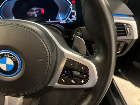 2021 BMW 5 Series - thumbnail 18