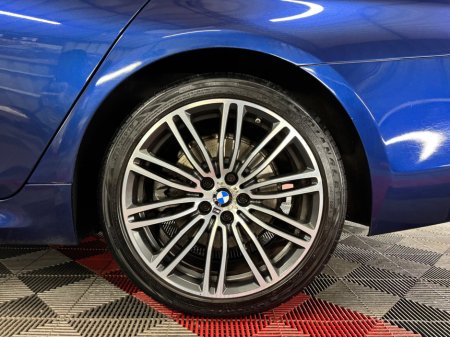 2019 BMW 5 Series - thumbnail 17