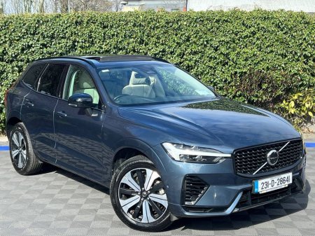 2023 Volvo XC60 - thumbnail 1