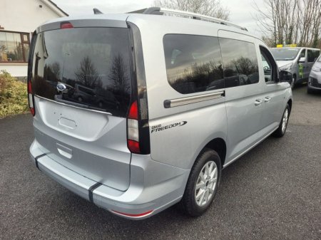 2023 Ford Tourneo Connect Wheelchair Accessible €40,995
