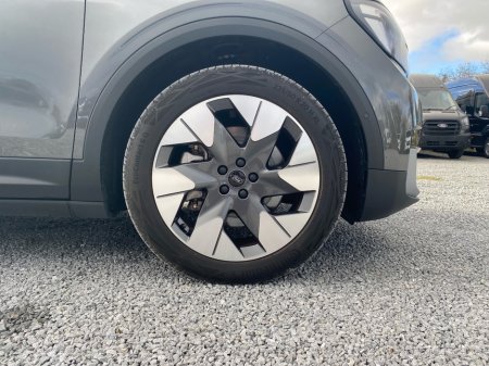 2025 Ford Explorer Extended Range Premium.. Driver assistance + Heat pump €43,500 thumbnail