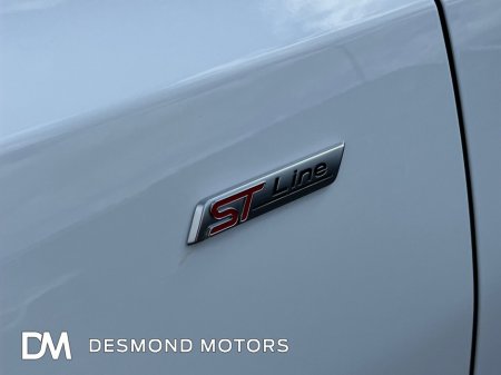 2025 Ford Focus ST-LINE X MHEV €29,990 thumbnail