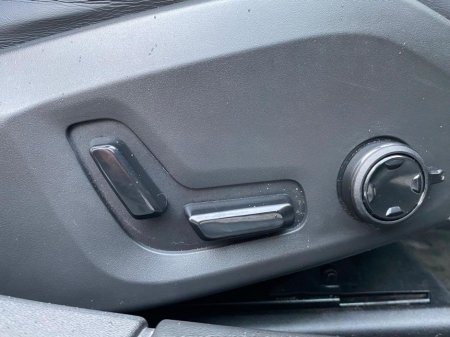 2021 Volvo S90 R-DESIGN T8 PHEV €36,995 thumbnail