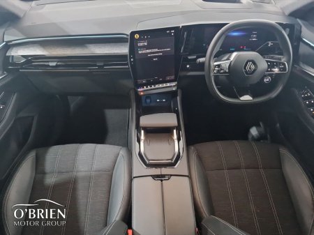 2024 Renault Austral E-TECH Hybrid 200 techno €37,900