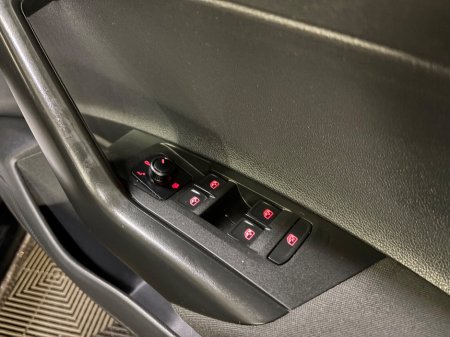 2018 Volkswagen Polo 1.0 TSI 65HP Trendline €12,950 thumbnail