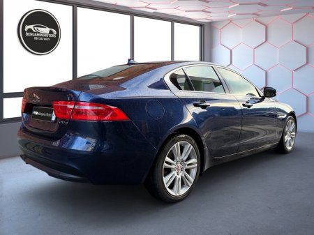 2015 Jaguar XE  €8,950 thumbnail